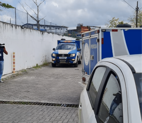 Agora Corpos De V Timas De Chacina Chegam Em Cama Ari