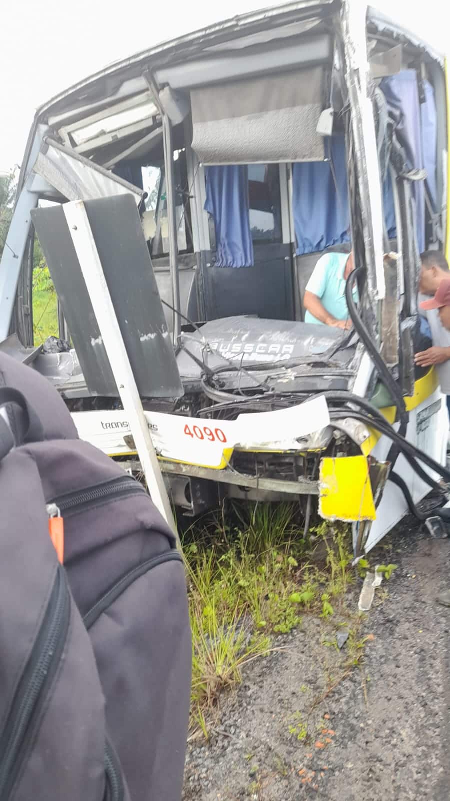 VÍDEO Engavetamento complica trânsito no Parque das Palmeiras