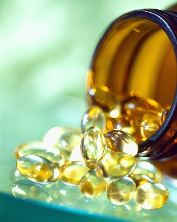 Uso de vitaminas e suplementos aumenta risco de morte em mulheres