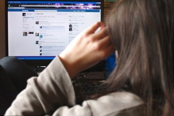 Mulher pode ser condenada à prisão por criar perfil falso do ex-namorado no Facebook