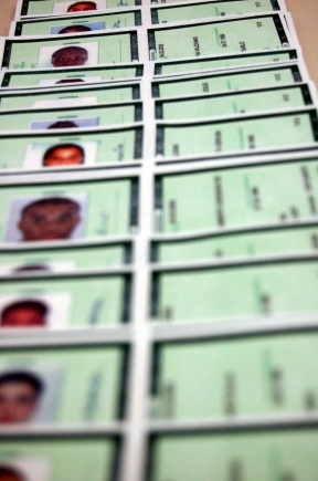 Estado suspende emissão de carteiras de identidades