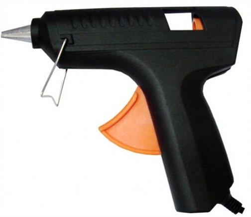 Dupla é presa durante assalto usando pistola de cola quente como arma