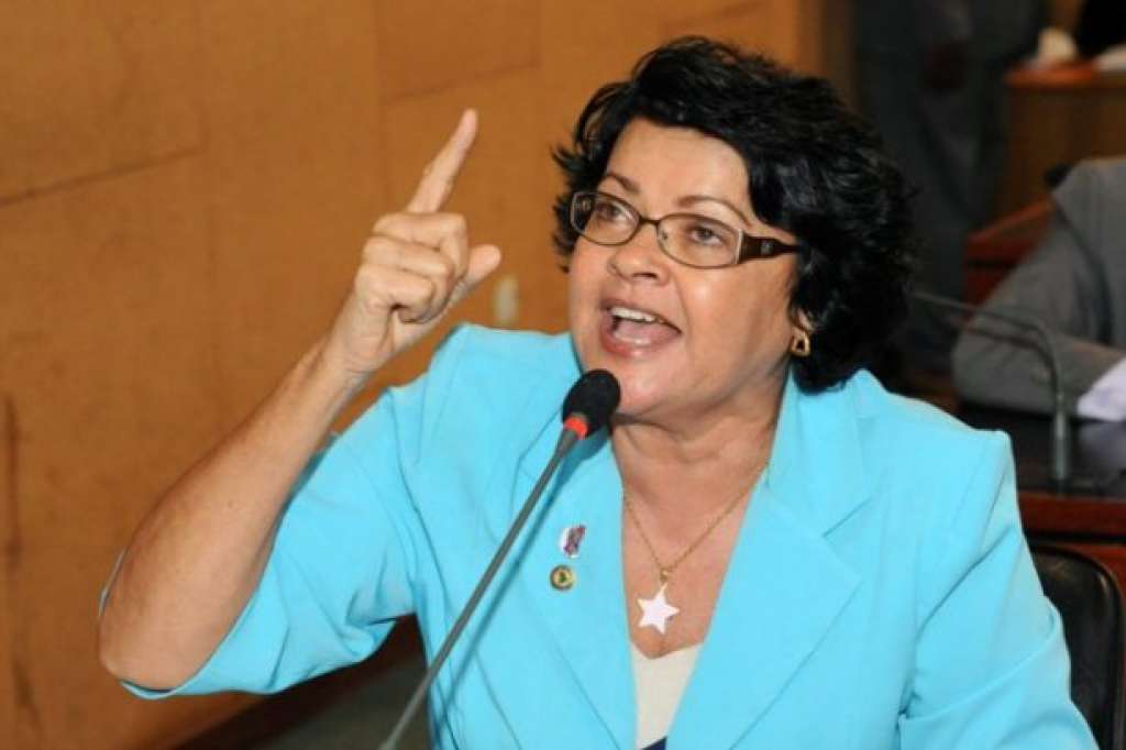 Luiza Maia se reúne com dirigentes partidários para discutir eleições em Camaçari