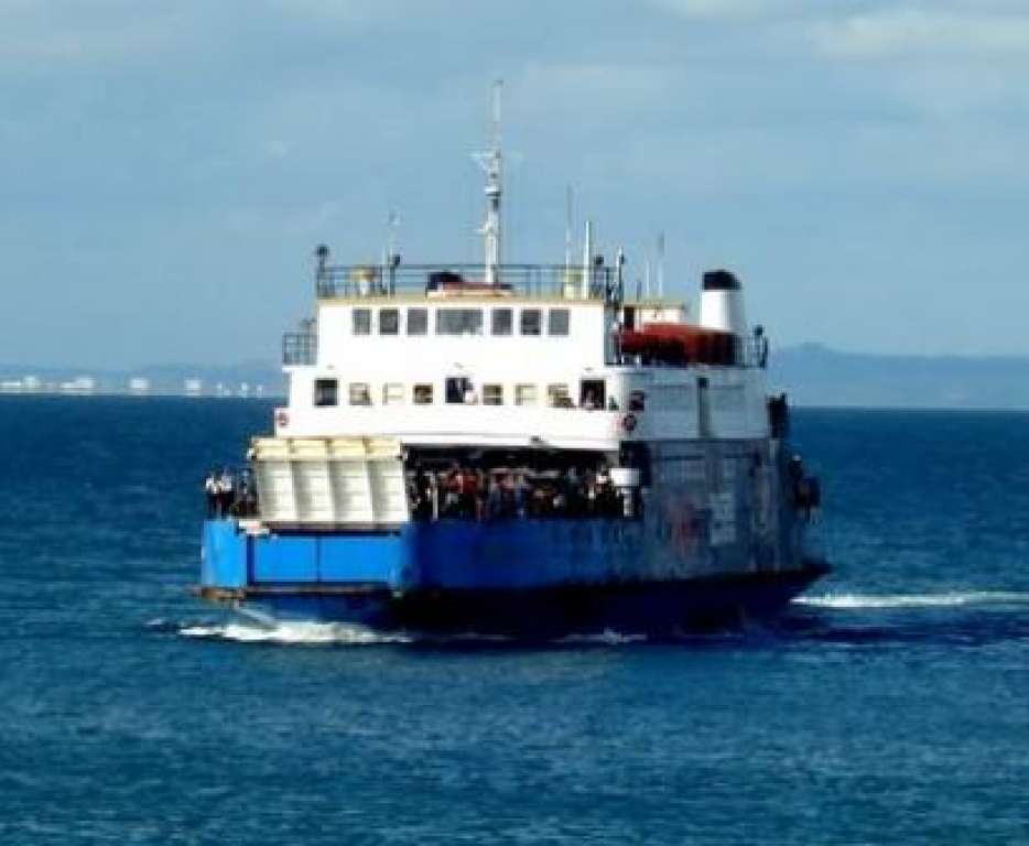 Após feriadão usuários enfrentam 1h30 de espera no ferryboat