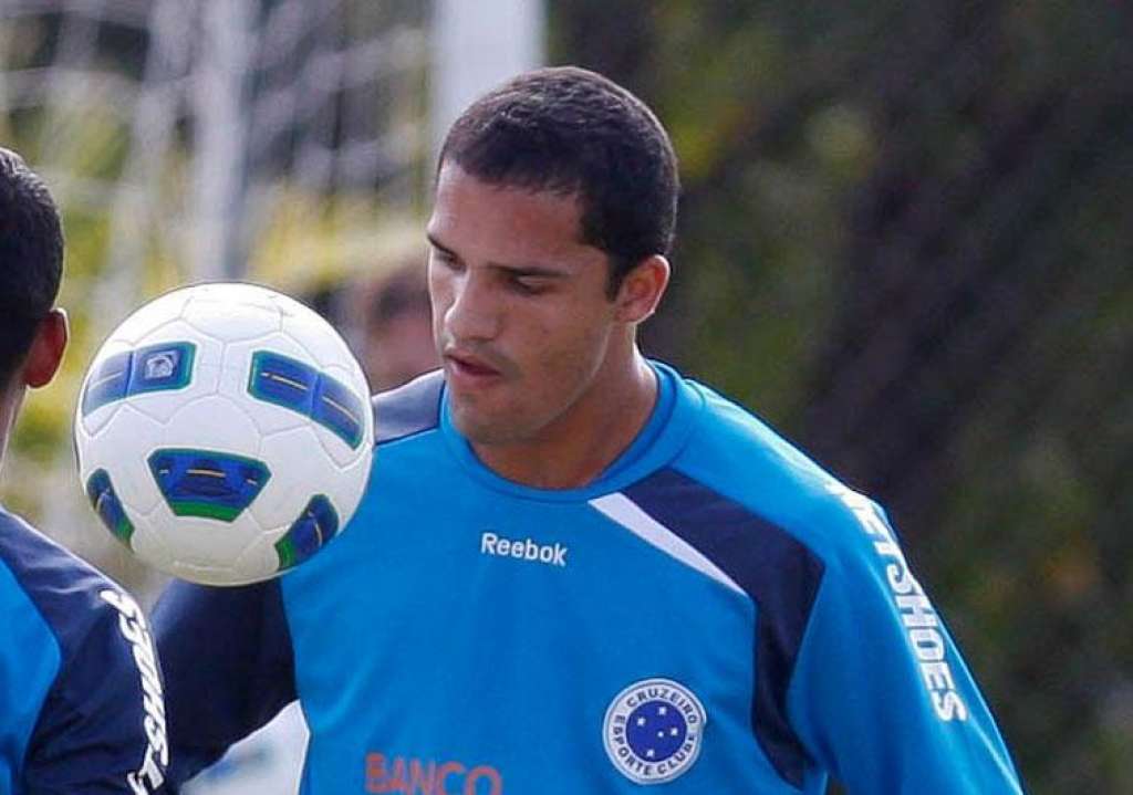 Camaçari: Jogador Anselmo do Cruzeiro será indiciado por homicídio e lesão corporal
