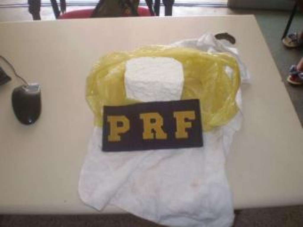 PRF apreende cocaína em fiscalização na BR-116