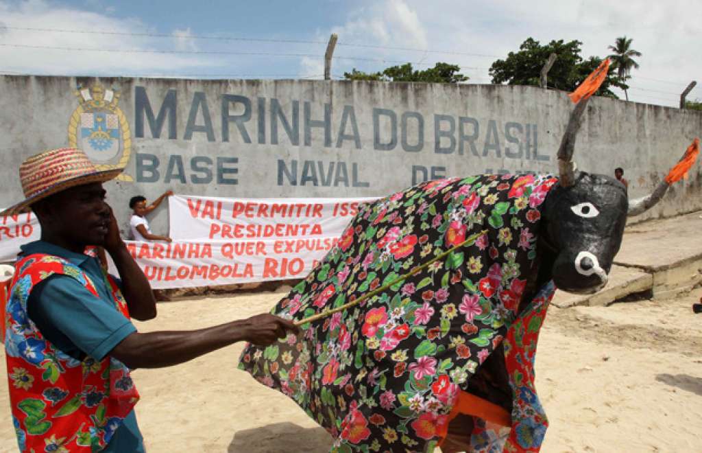 Quilombo Rio dos Macacos rejeita proposta da Marinha