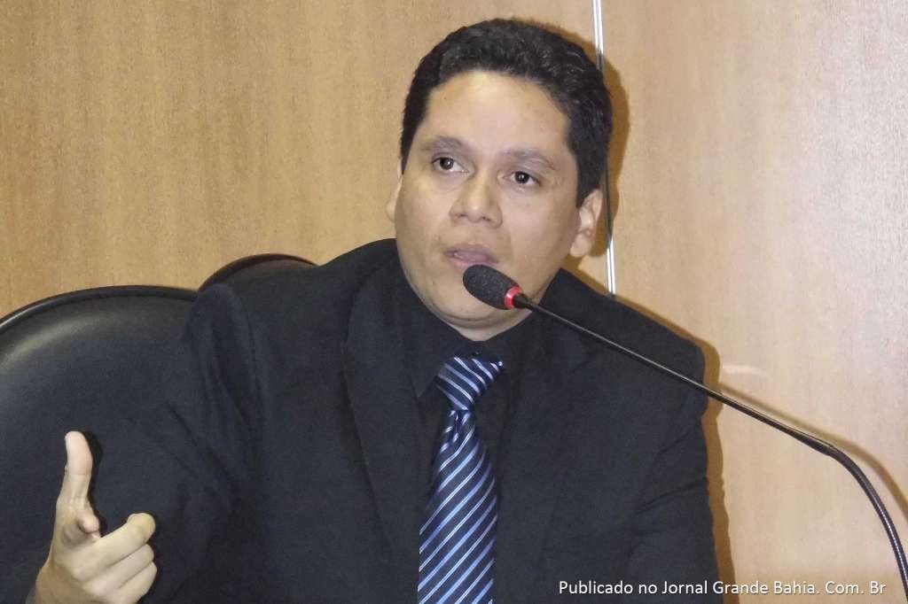 Uziel Bueno dá entrevista e conta próximos passos da CPI do Esporte