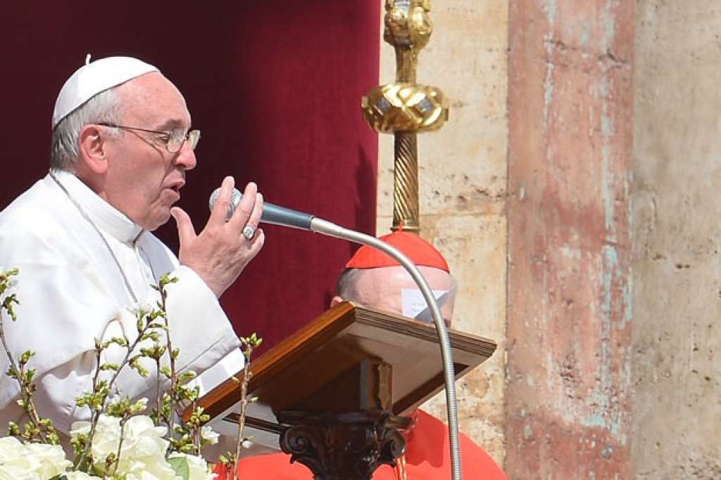 Papa fala em Terceira Guerra Mundial e apela contra “loucura bélica”