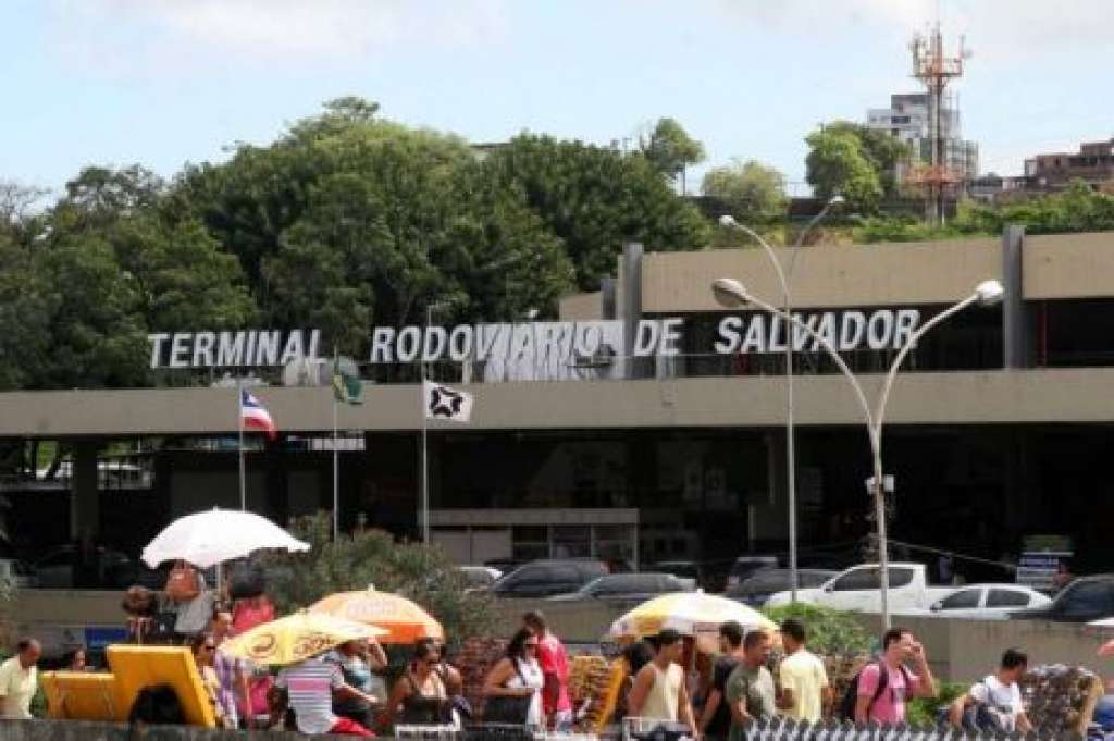 Terminal de ônibus na rodoviária de Salvador será fechado nos 2 próximos fins de semana