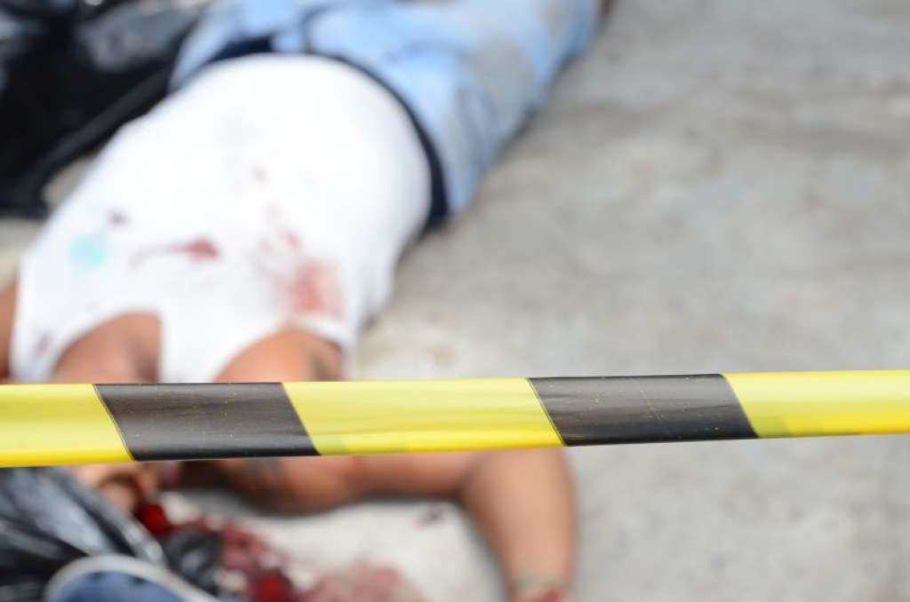 Jovem é morto com tiro no peito em Camaçari