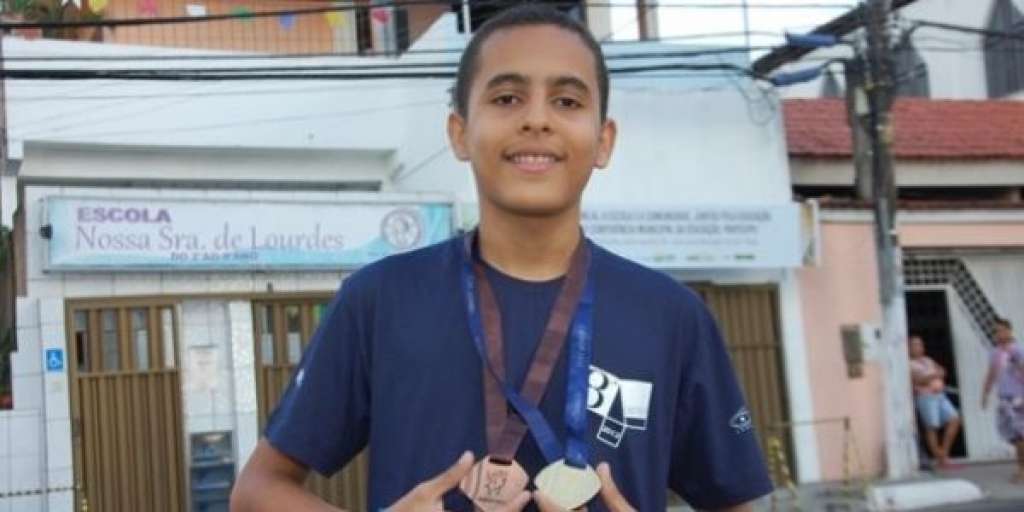 Lauro de Freitas: Estudante da rede municipal é medalha de ouro da 8ª Olimpíada de Matemática