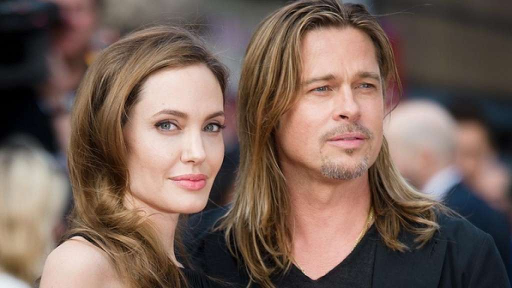 Revistas divulgam imagens do casamento de Angelina Jolie e Brad Pitt