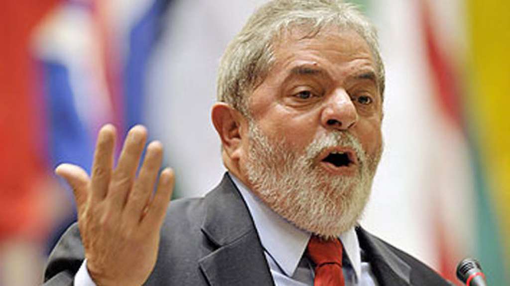 Lula assume papel decisivo na organização das manifestações em todo o país