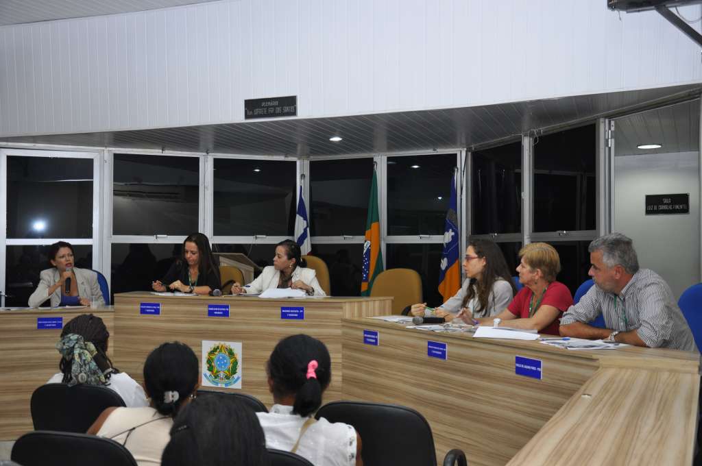 Prefeitura de Lauro de Freitas participa de audiência pública sobre pleitos da população
