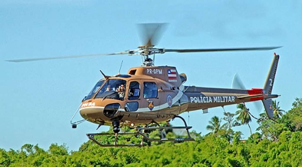 Camaçari: Mais de 150 policiais 32 viaturas e o  helicóptero da PM fazem operação em combate esquema de tráfico de drogas