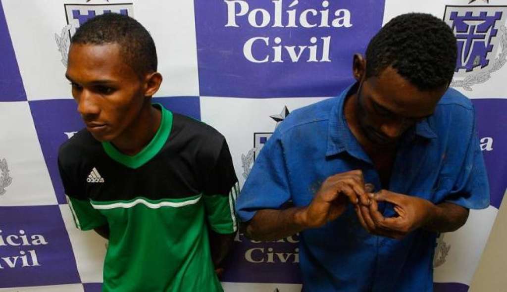 Polícia prende os dois suspeitos de matar a servidora da Ufba no Costa Azul