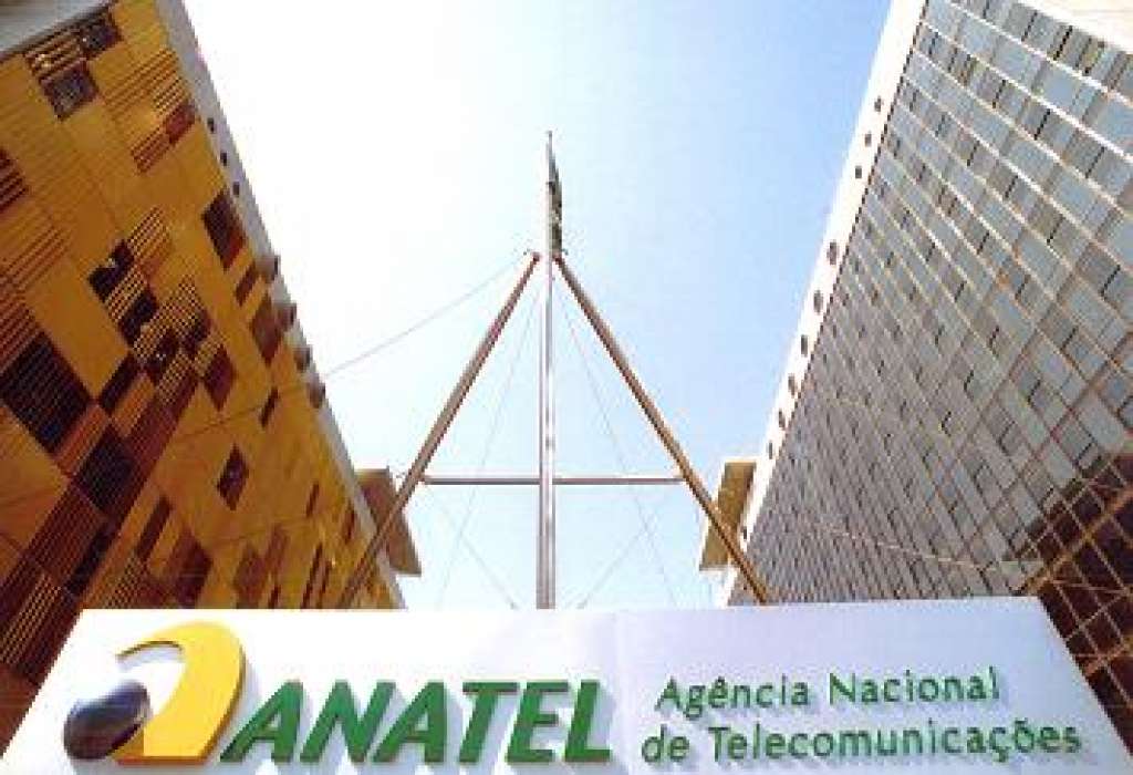 Anatel critica proibição de prazo de crédito em celular pré-pago