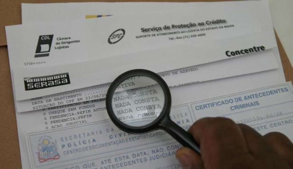 Justiça Eleitoral repassa dados de brasileiros à Serasa