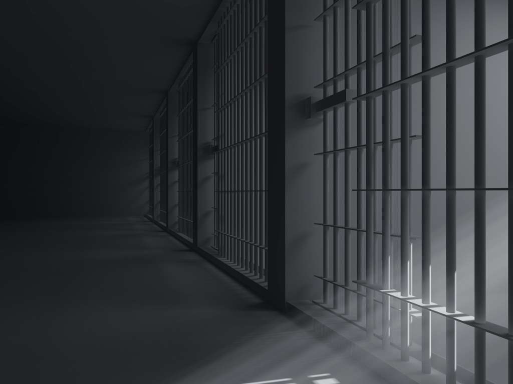 Entra em vigor política para empregar detentos e egressos de presídios