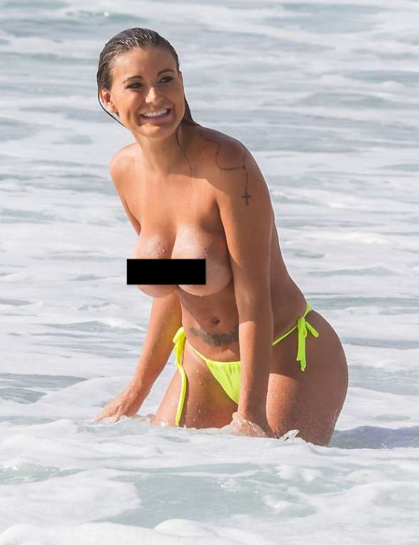 Andressa Urach rouba a cena em Portugal ao fazer topless