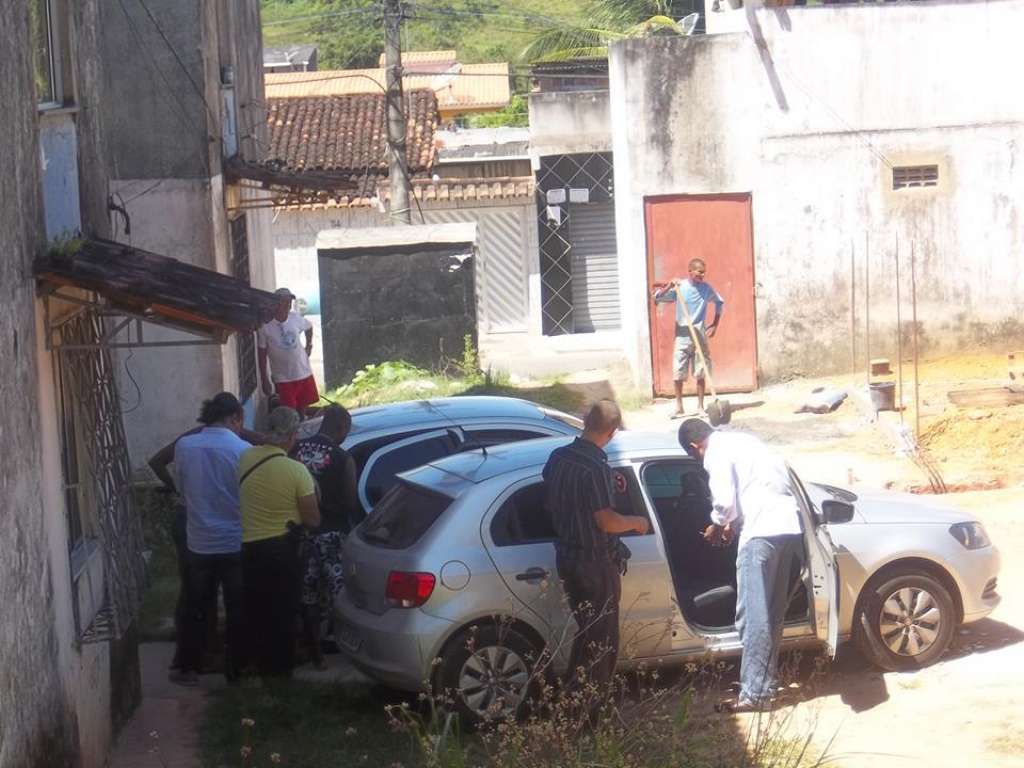 EXCLUSIVO: Três homens são presos em Simões Filho durante operação da delegacia de Furtos e Roubos