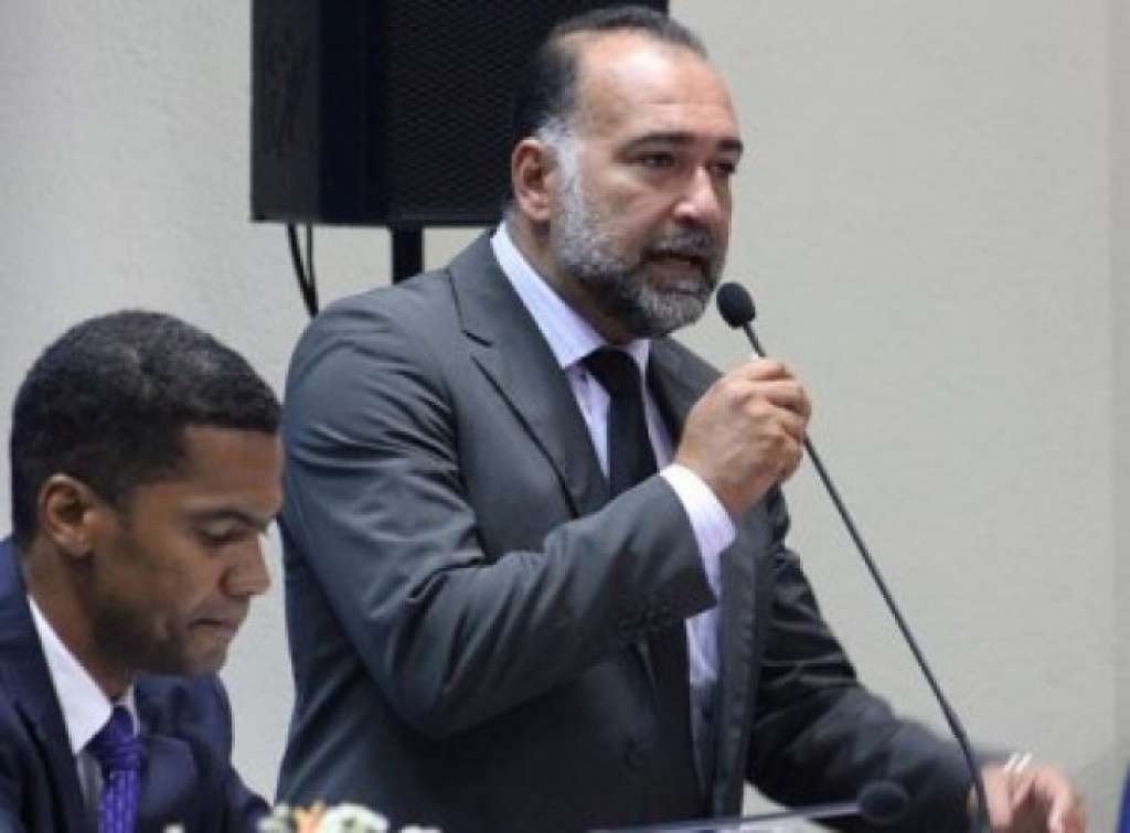 Vereador Sessé de Abreu afirma que oposição permanecerá unida e declara apoio a Elinaldo