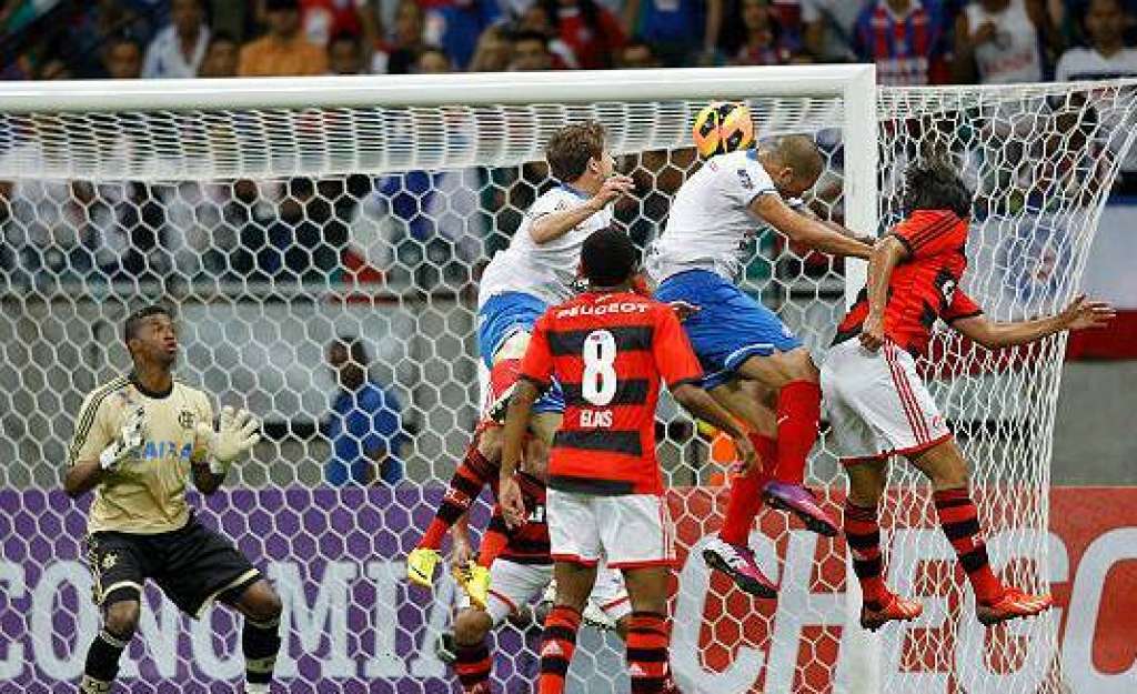 Bahia enfrenta Flamengo e confronto é chance para se afastar do Z-4