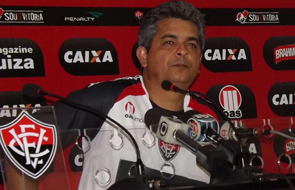 Bate-volta! Treinador demitido do Flamengo pode retornar ao Vitória