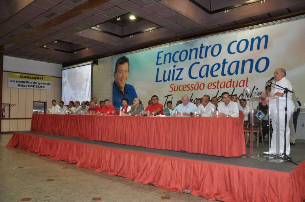 Caetano lança candidatura a deputado federal e confirma apoio a Rui Costa