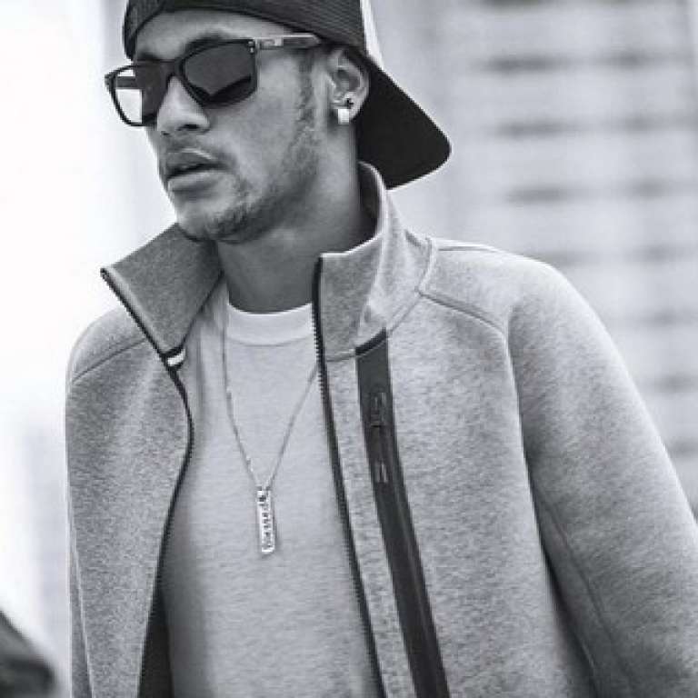 Neymar desabafa em rede social: ‘Não deixe escapar quem você ama’