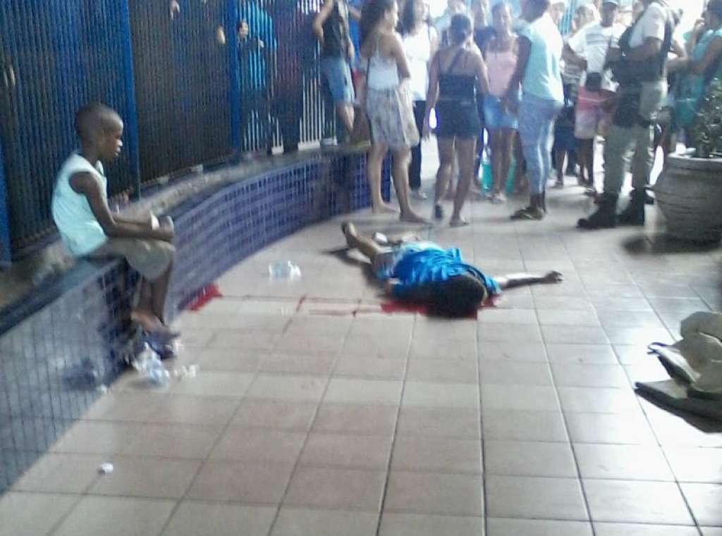 Uma pessoa é morta e outra baleada em tiroteio na Estação Iguatemi