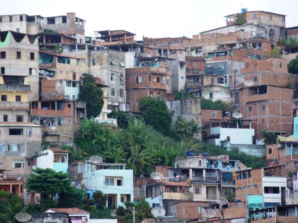 Salvador é capital brasileira com maior número de pessoas em favelas
