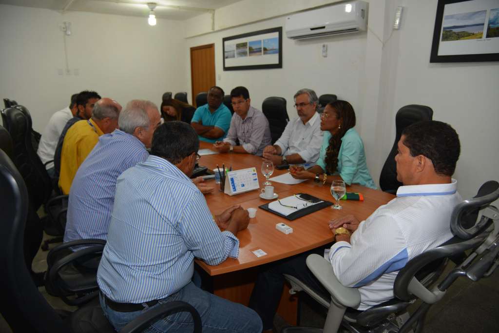 Reunião entre prefeitos de Candeias e S. F. do Conde discute destino de Jabequara