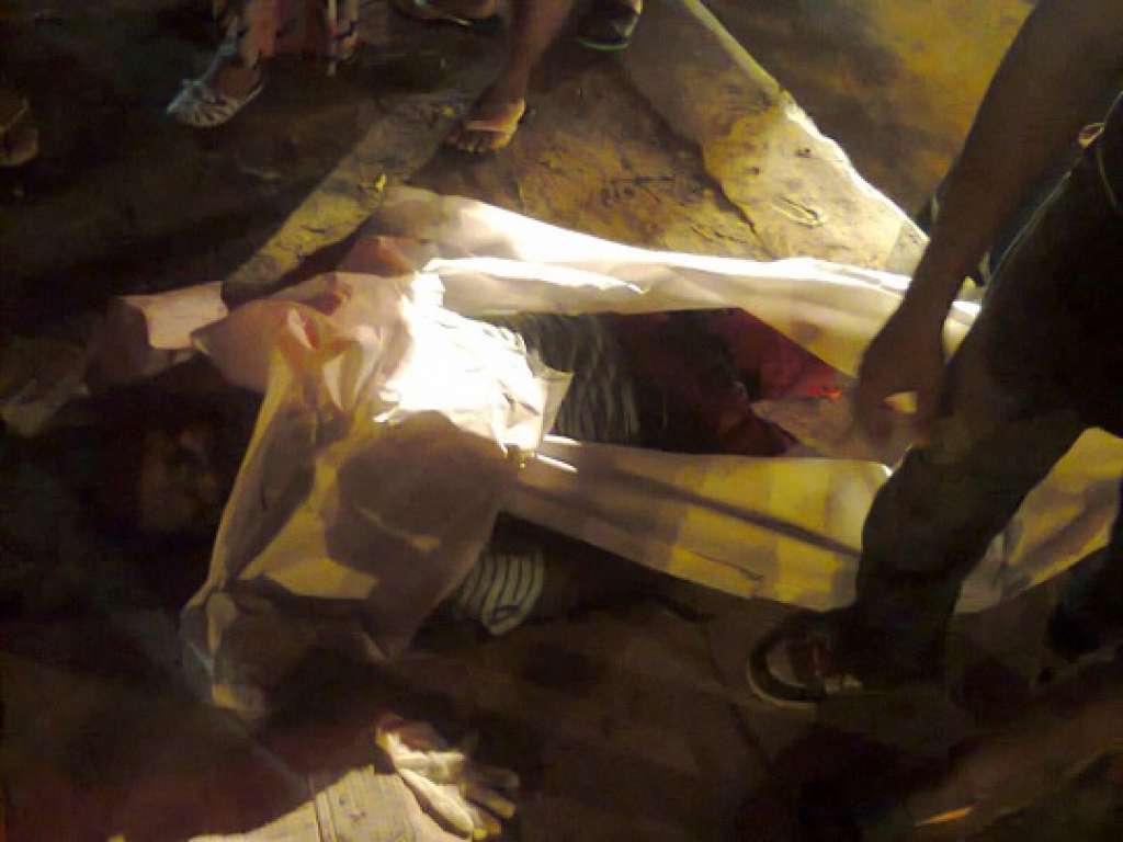 Simões Filho: Homem é brutalmente assassinado a facadas após espancamento