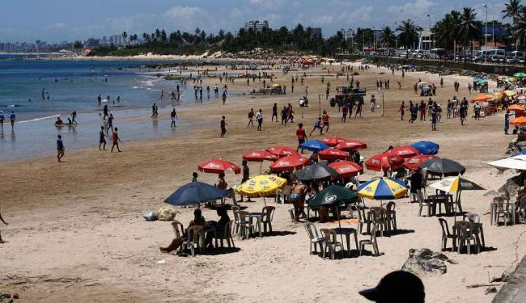 Inema aponta 10 praias impróprias para banho em Salvador e RMS