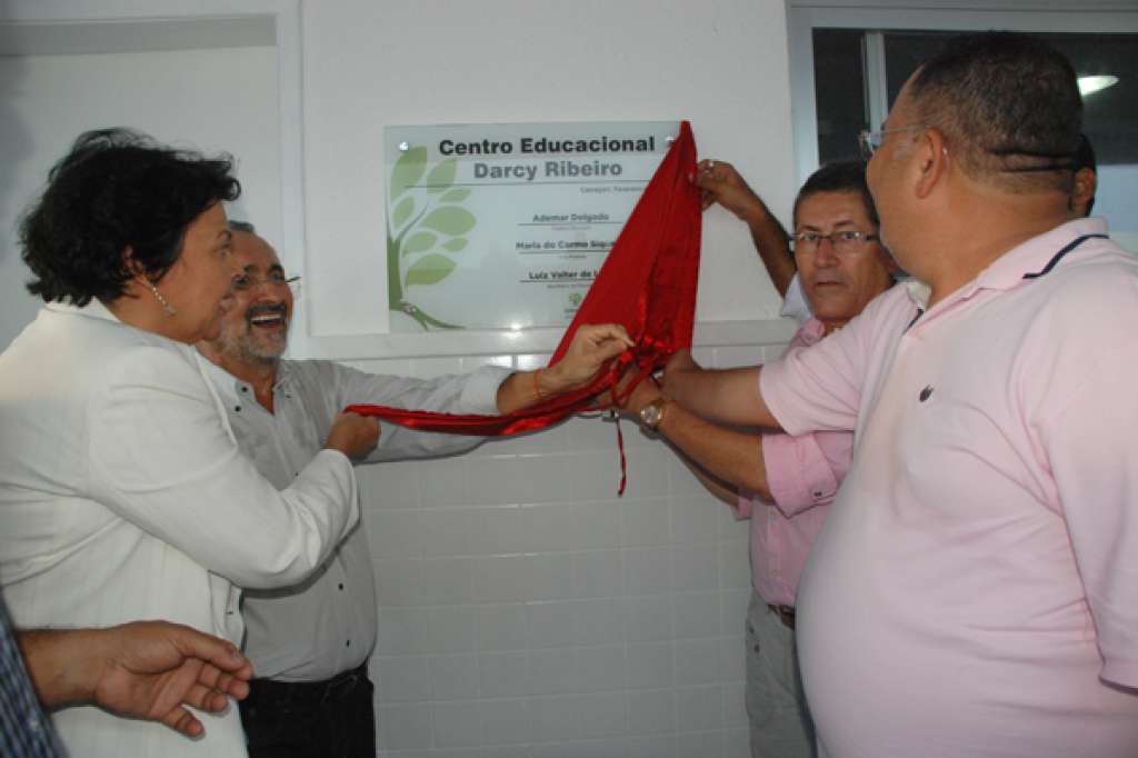 Camaçari: Prefeito inaugura escola em Barra do Jacuípe