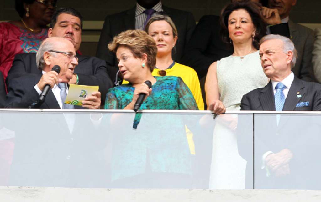 Por medo de vaias, Dilma e Blatter não discursarão na abertura da Copa