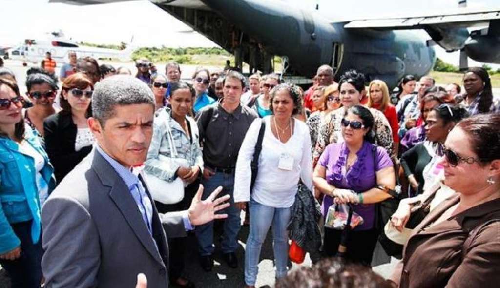 Bahia recebe 230 novos médicos cubanos