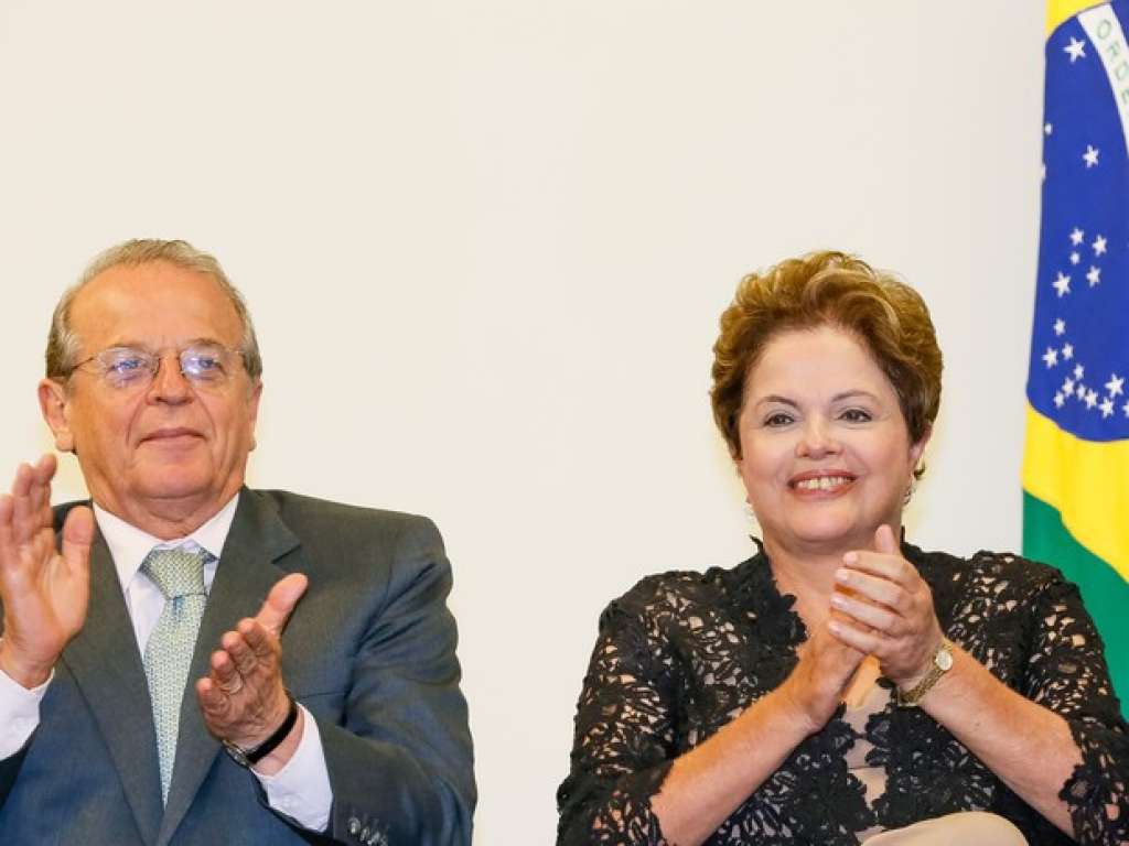Com 36%, Dilma Rousseff lidera as intenções de voto
