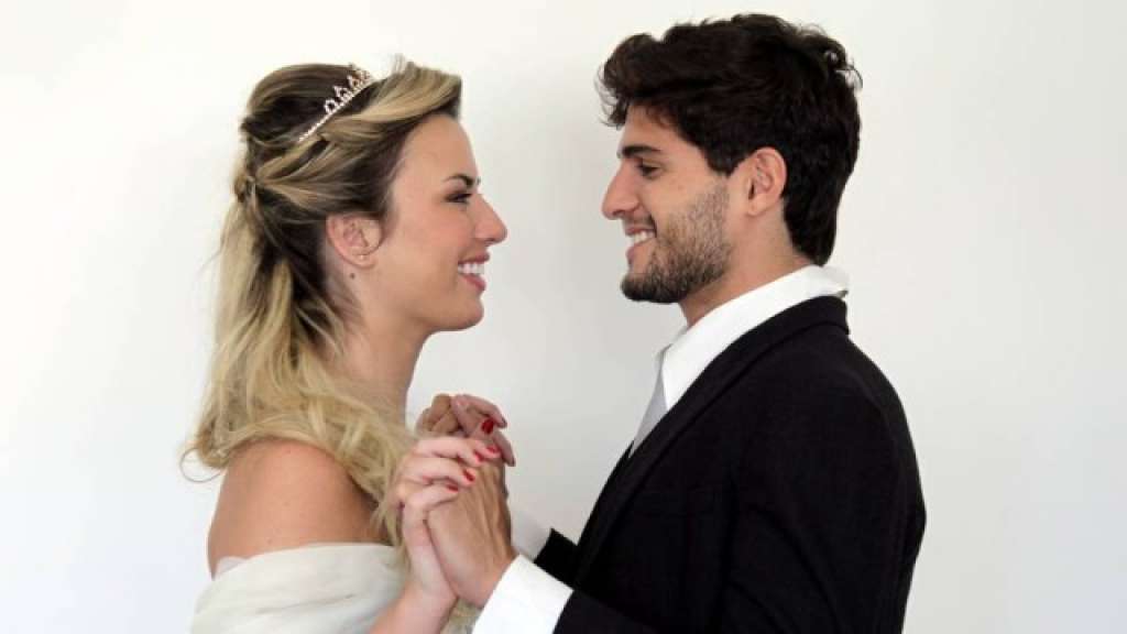 Fernanda Keulla e André Martinelli, casal formado no ‘BBB 13’, vivem crise no namoro
