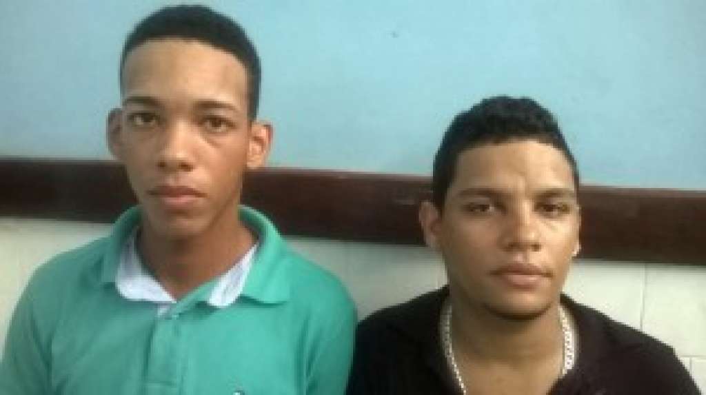 Dupla é presa em flagrante por tráfico de drogas em Candeias