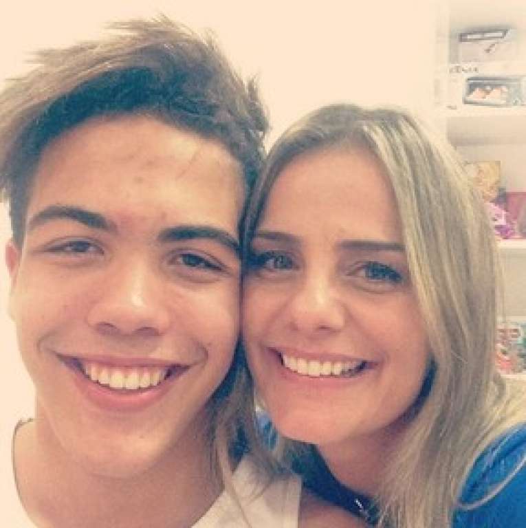 Filho de Ronaldo passa por cirurgia de emergência em São Paulo
