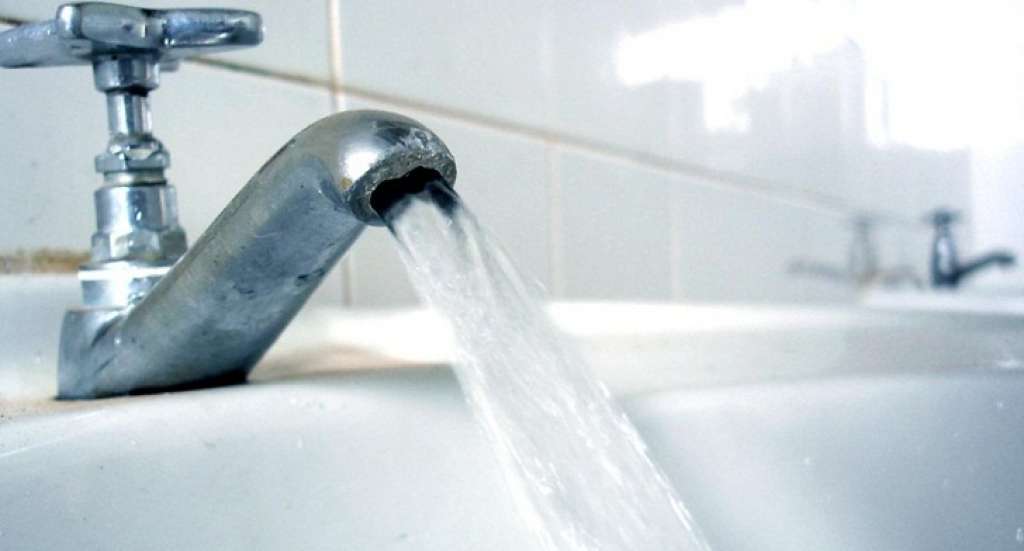 Conta de água mais cara: reajuste de 8% da Embasa começa a partir desta sexta-feira (6)
