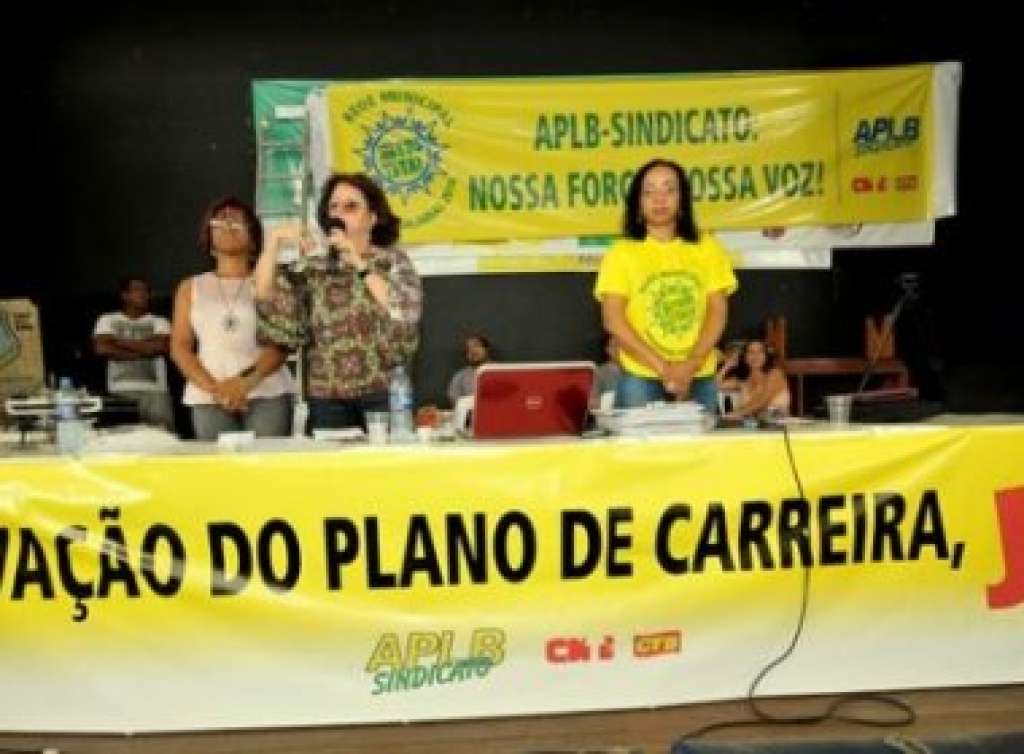 Professores devem ocupar Câmara de Vereadores de Salvador nesta quarta-feira (4)
