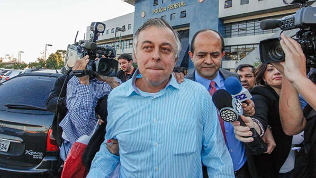 Ex-diretor da Petrobras, Paulo Roberto Costa, é preso