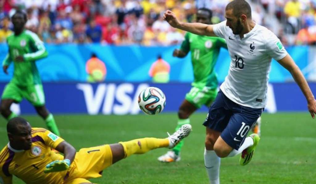 Com placar de 2 a 0, França vence Nigéria e está nas quartas de final da Copa do Mundo