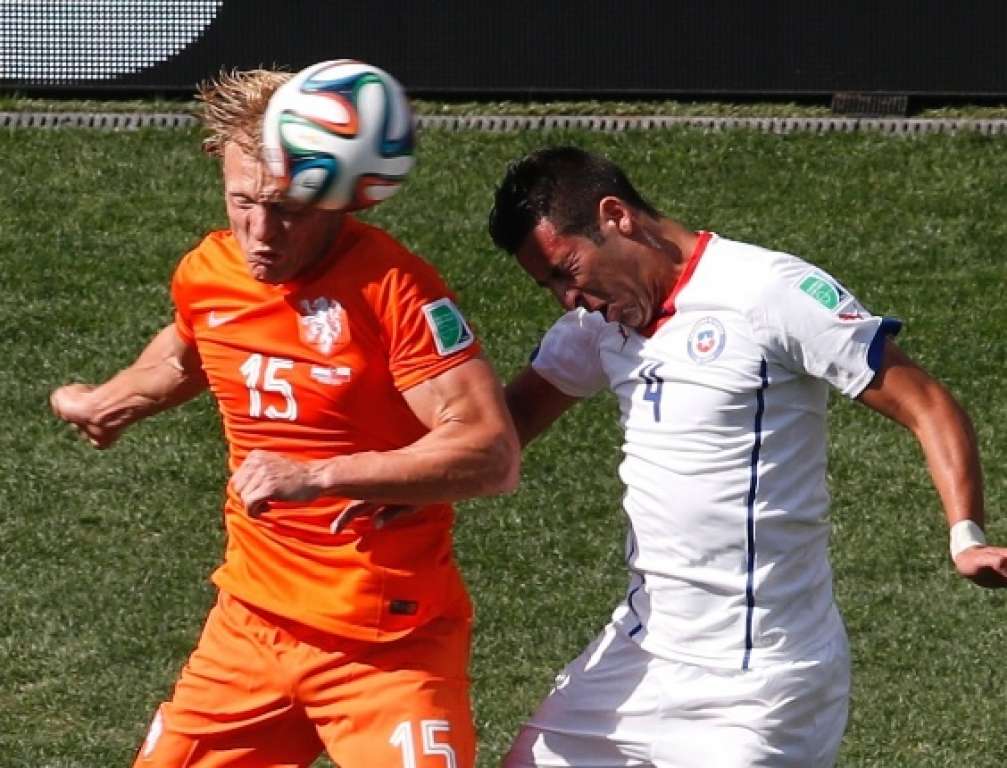 Primeiro tempo do jogo entre Chile e Holanda termina em 0 a 0