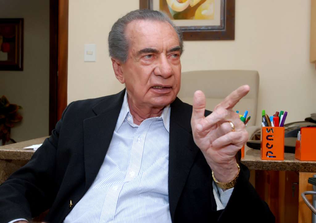 João Durval anuncia aposentadoria das disputas eleitorais