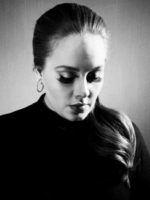 Adele anuncia nova pausa na carreira